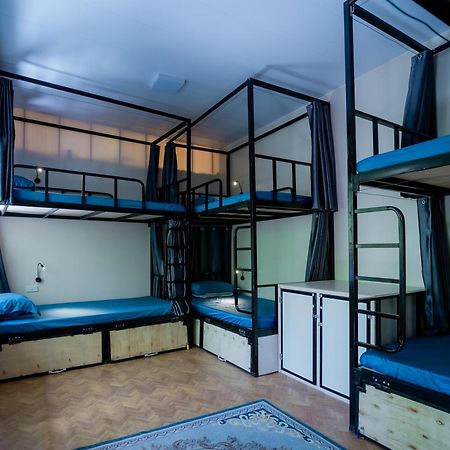 City Garden Hostel ニンビン エクステリア 写真
