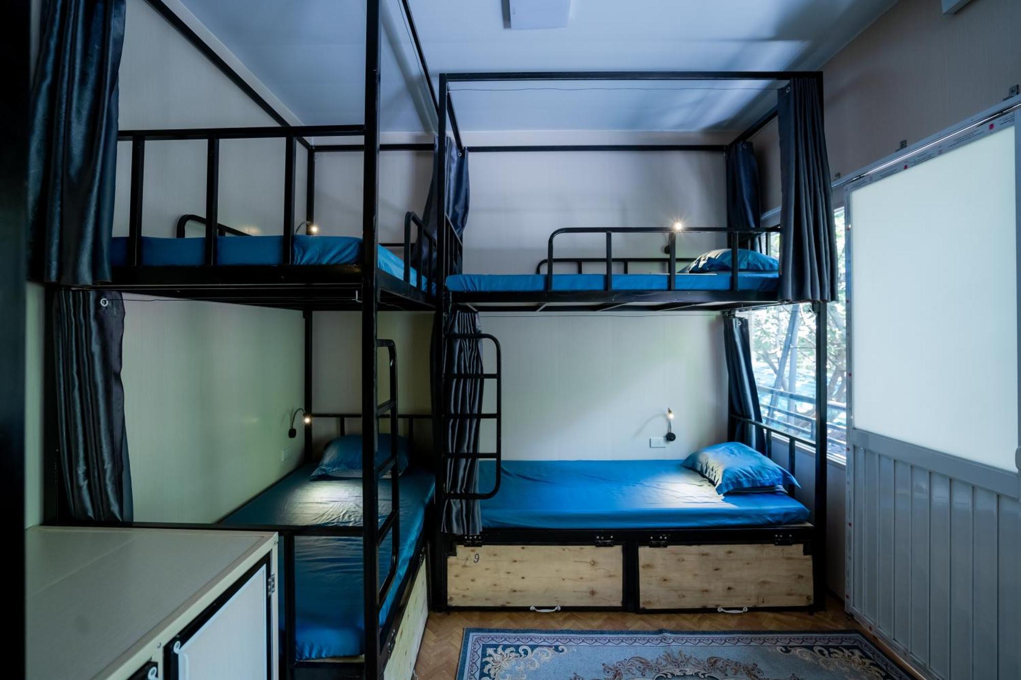 City Garden Hostel ニンビン エクステリア 写真