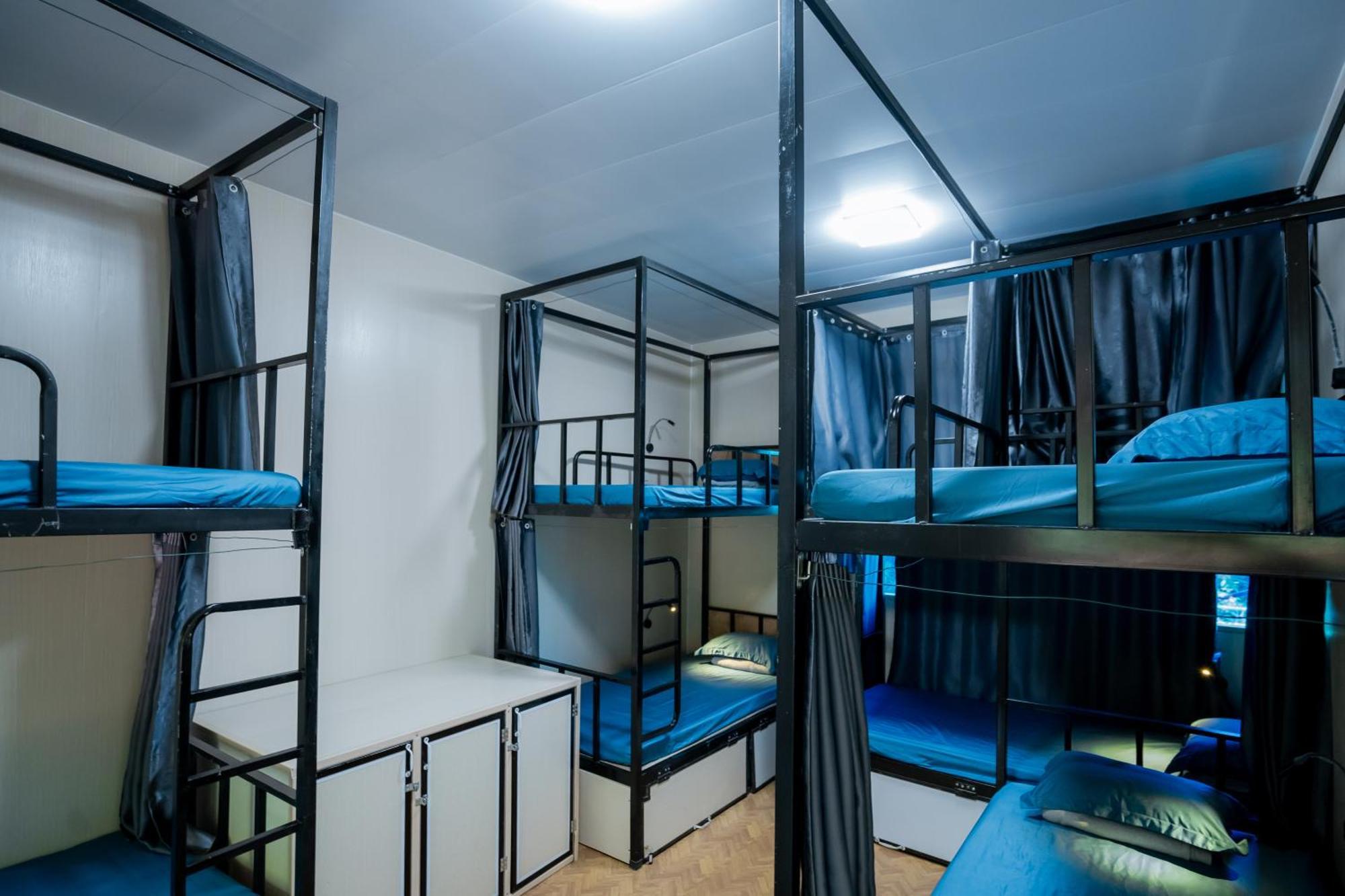 City Garden Hostel ニンビン エクステリア 写真