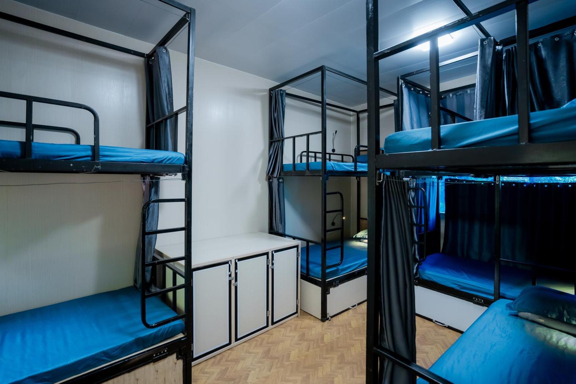 City Garden Hostel ニンビン エクステリア 写真