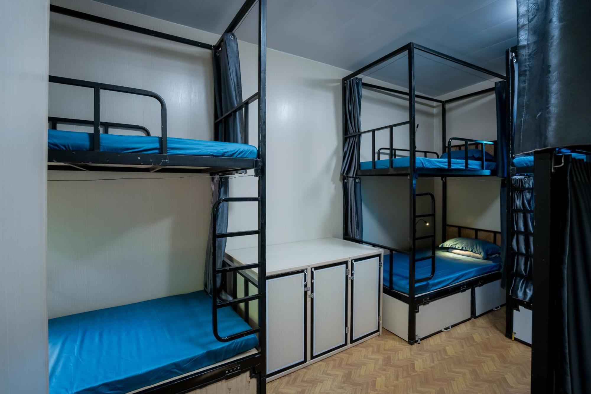 City Garden Hostel ニンビン エクステリア 写真