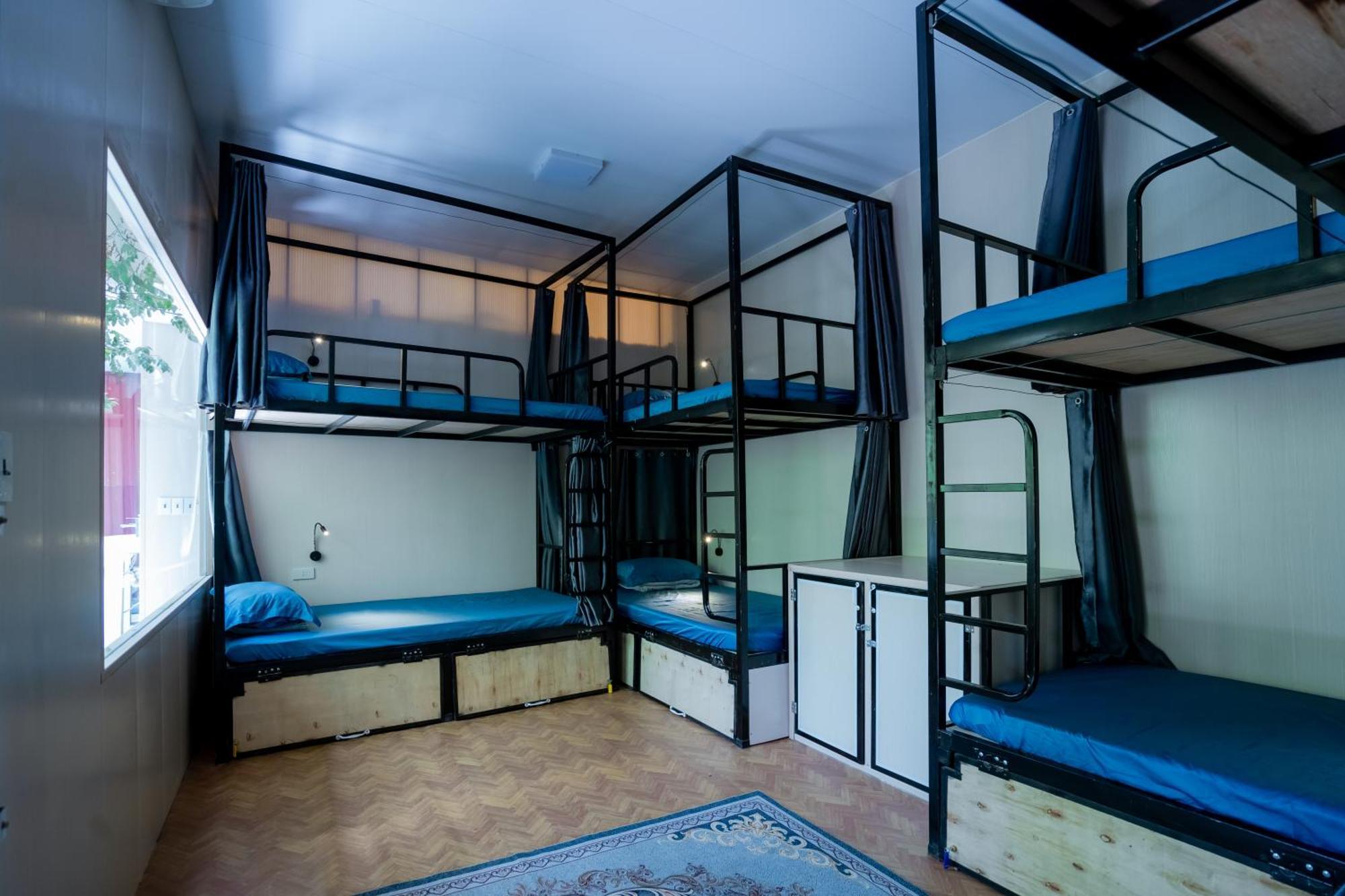 City Garden Hostel ニンビン エクステリア 写真