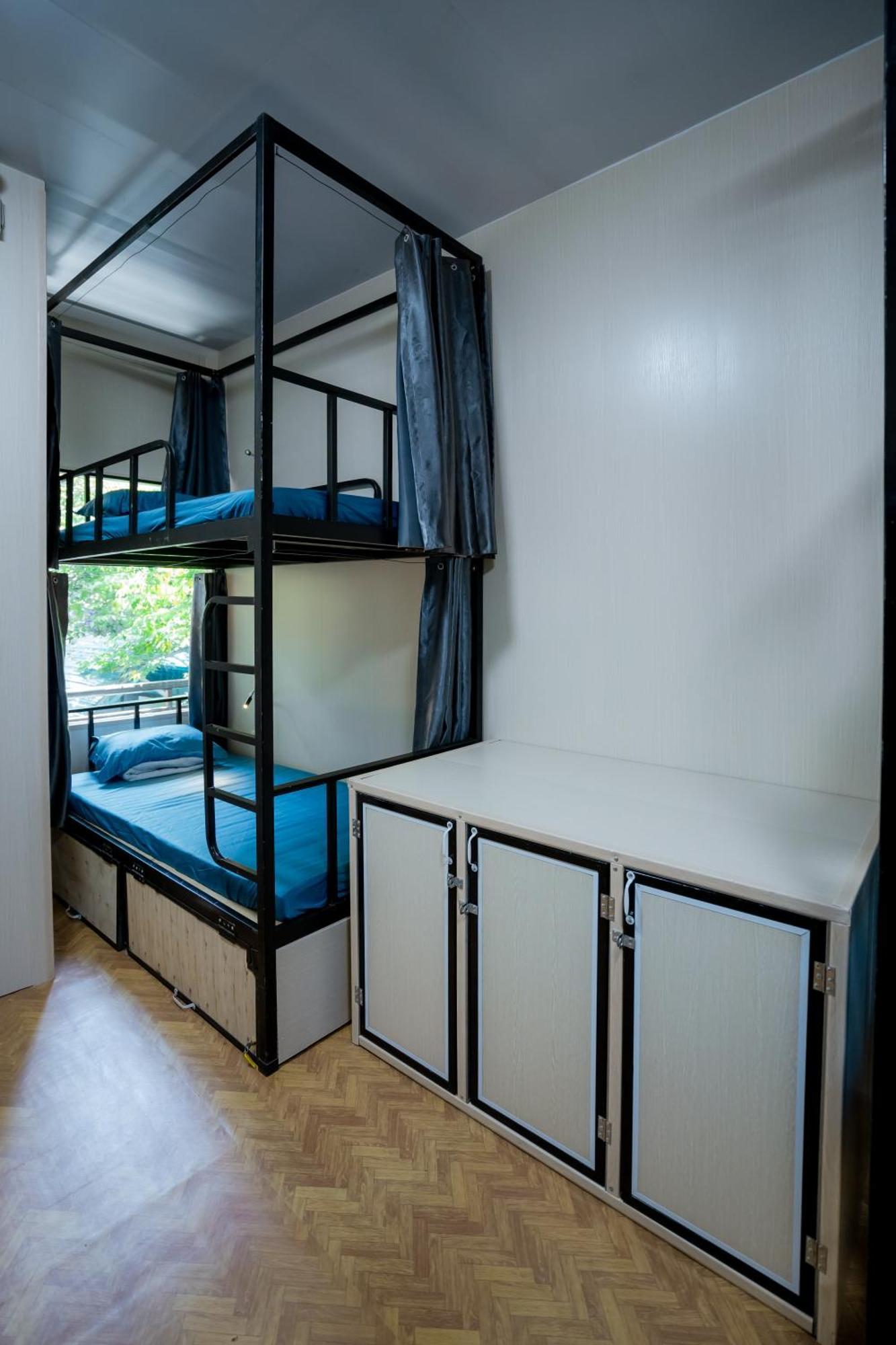 City Garden Hostel ニンビン エクステリア 写真