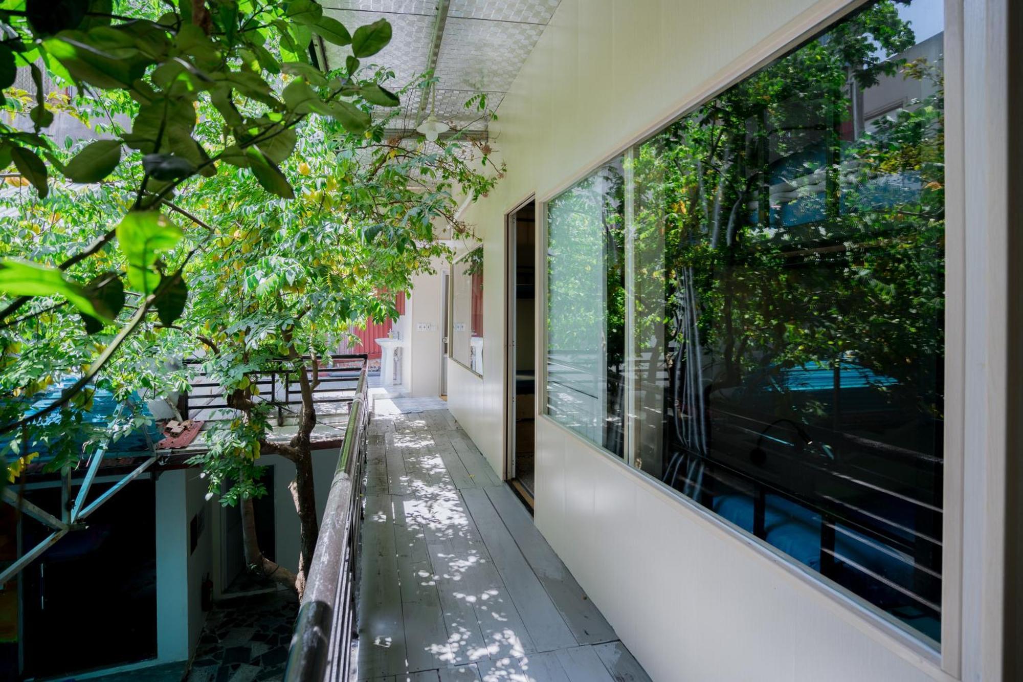 City Garden Hostel ニンビン エクステリア 写真